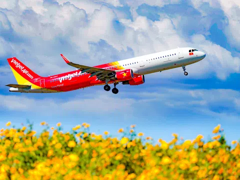 Đón Noel và năm mới với "Bay chất, trúng xe hơi, vui lễ hội, Vietjet thôi"